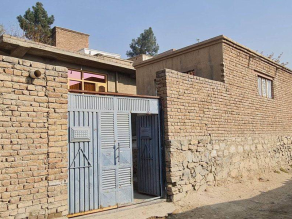 Three-room house for sale in Sarak-e New, Karte New