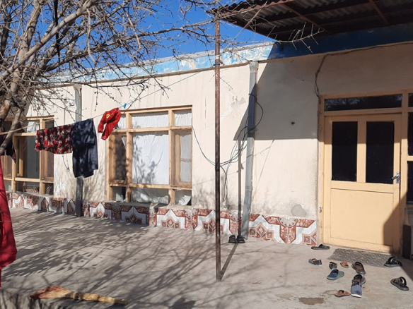 Three-room house for sale in Shaheed Hangara