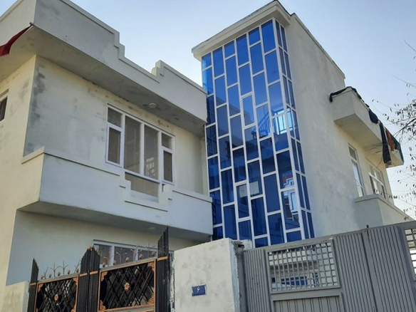 Two-floor house for sale in Shaheed Hangara