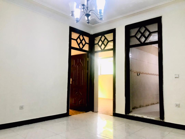 Two-room apartment for rent in Old Taimani