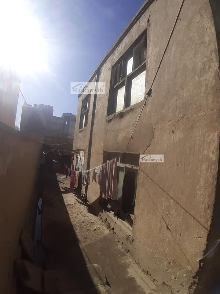 Eight-room house for sale in District 8, Kabul