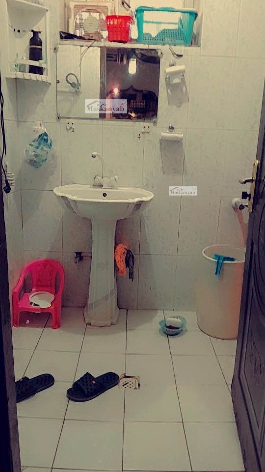 apartment for sale between Sara-e Shamali and Gula-e Part 1