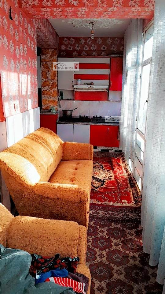 apartment for sale between Sara-e Shamali and Gula-e Part 1