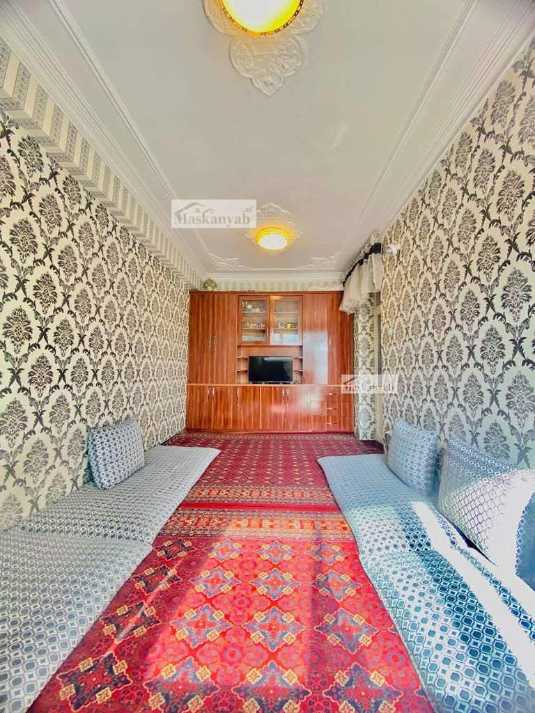Five-room apartment for sale in Old Makroreyan