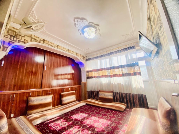 Five-room apartment for sale in Old Makroreyan