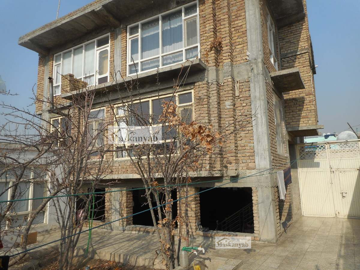 Five-room house for mortgage in Company Road