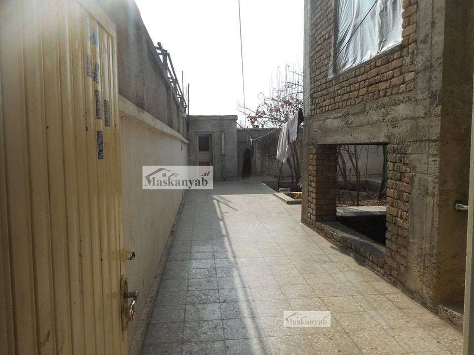 Five-room house for mortgage in Company Road