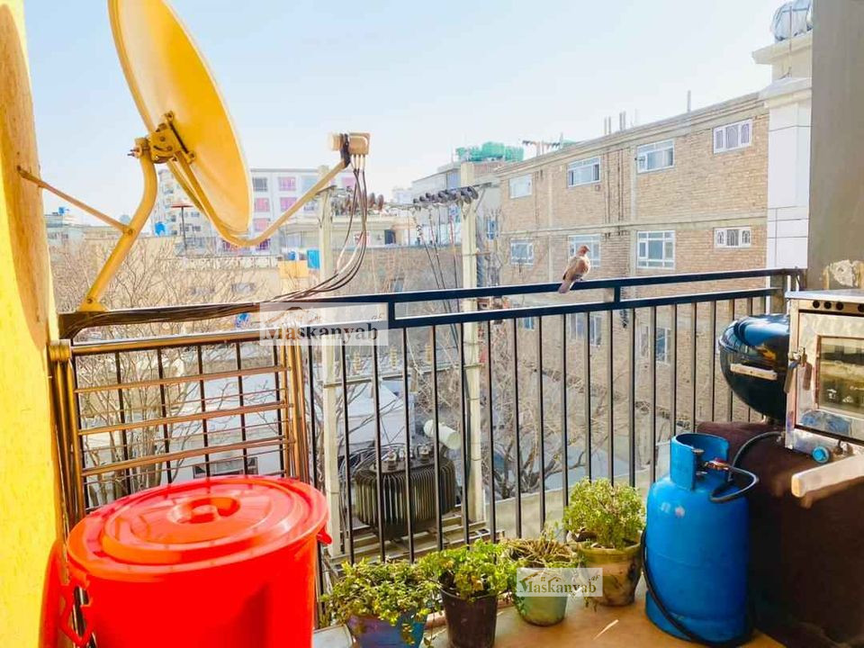 Four-room apartment for sale in Old Taimani