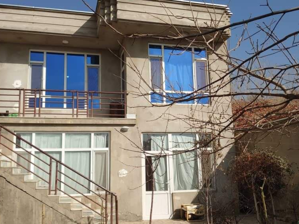 Four-room house for sale in Mullah Ezzat Town