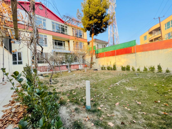 Seven-room house for rent in Shahr-e New, Kabul