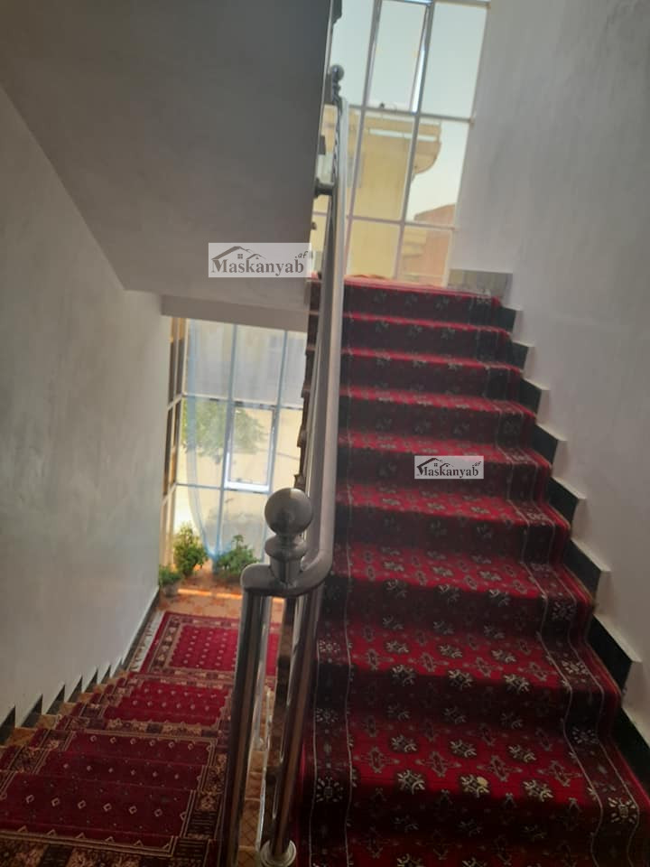 Six-room house for sale in Deh Dana, District 7