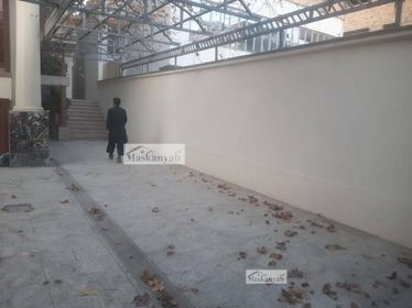 Three-floor house for rent in Gula-e Masjid Khair Khana