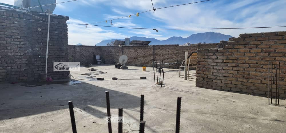 Three-floor house for sale in Chehel Sotun
