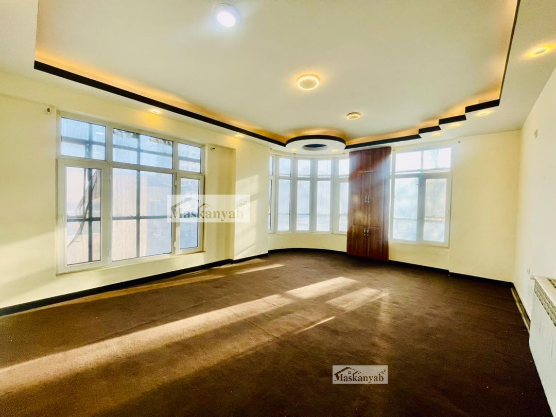 Three-room apartment for rent between Qala-e Fatihullah and Qala-e Mosa