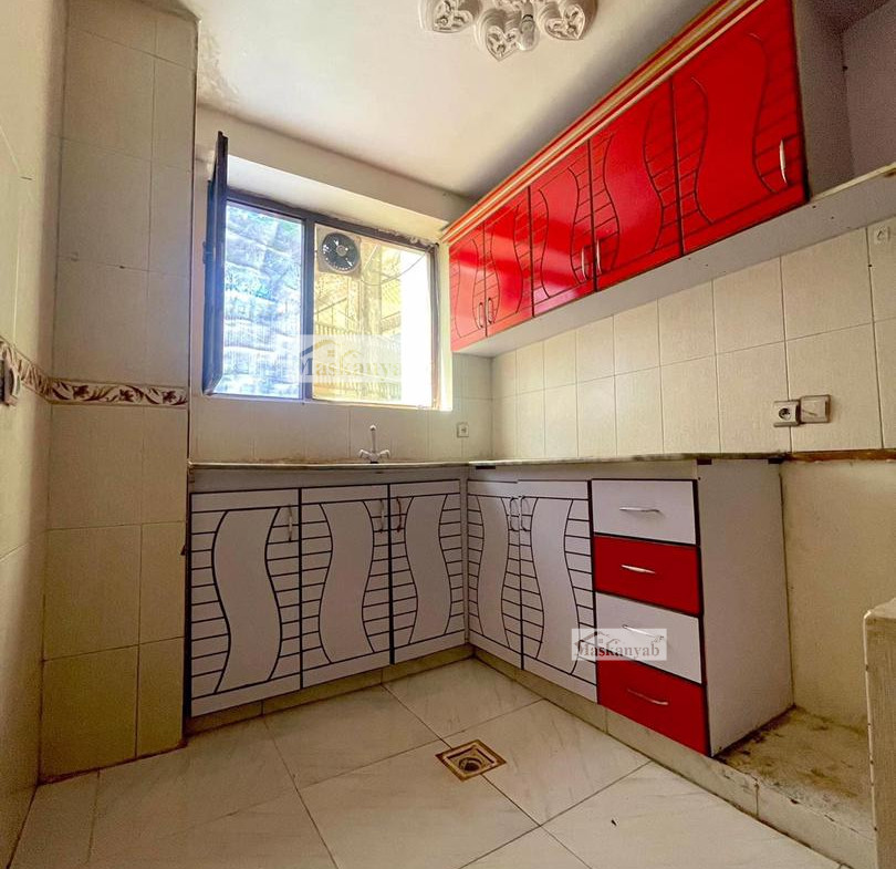 Three-room apartment for rent in Old Taimani