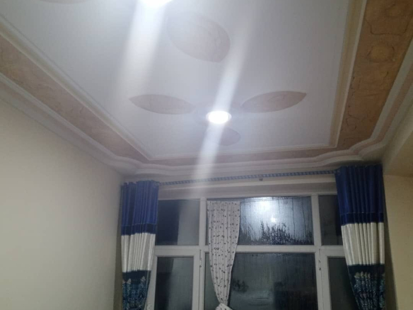 Three-room apartment for sale in Bazaar Company