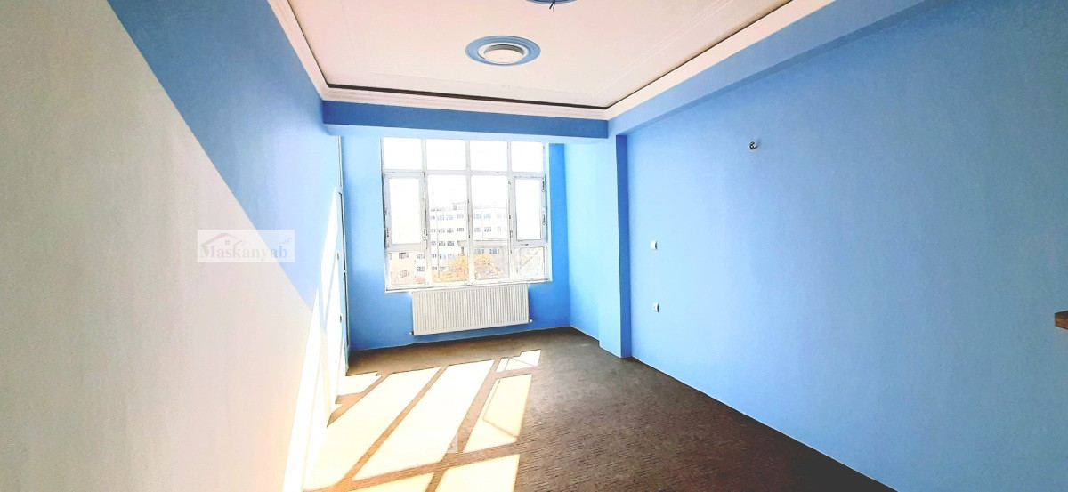 Three-room apartment for sale on 5th Street of Taimani