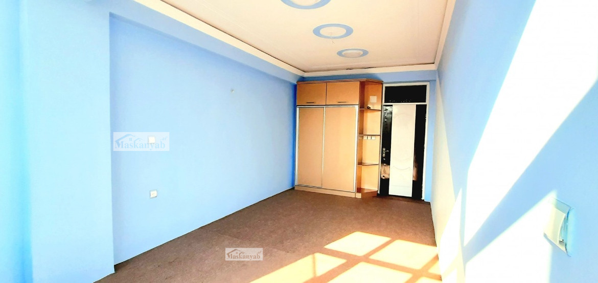 Three-room apartment for sale on 5th Street of Taimani