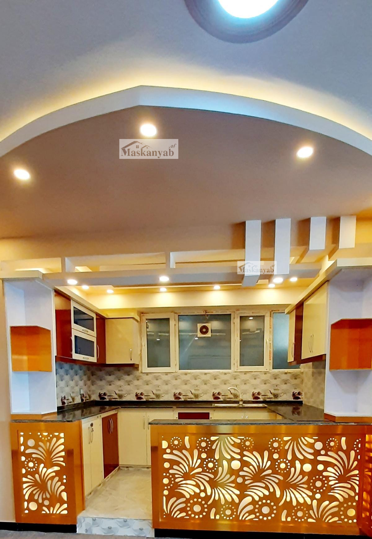 Three-room apartment for sale on 5th Street of Taimani