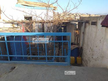 Three-room house for sale in the West of Golden Town