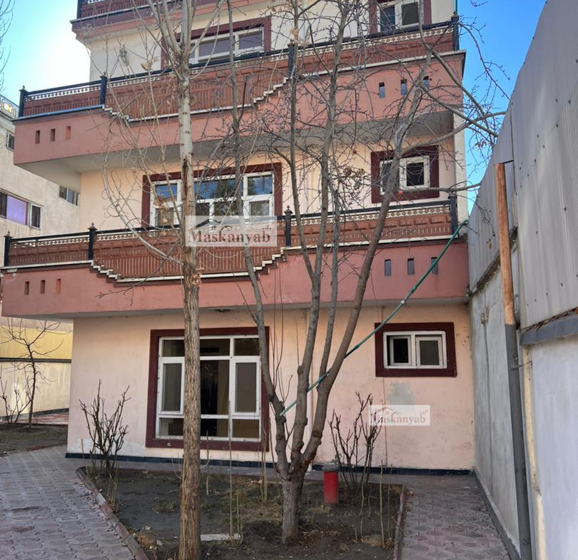 10 rooms house for rent in Qala-e Fatihullah