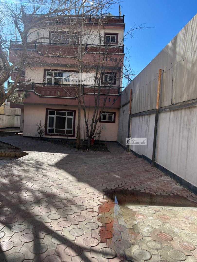 10 rooms house for rent in Qala-e Fatihullah