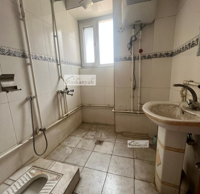 Five-room house for rent in Taimani