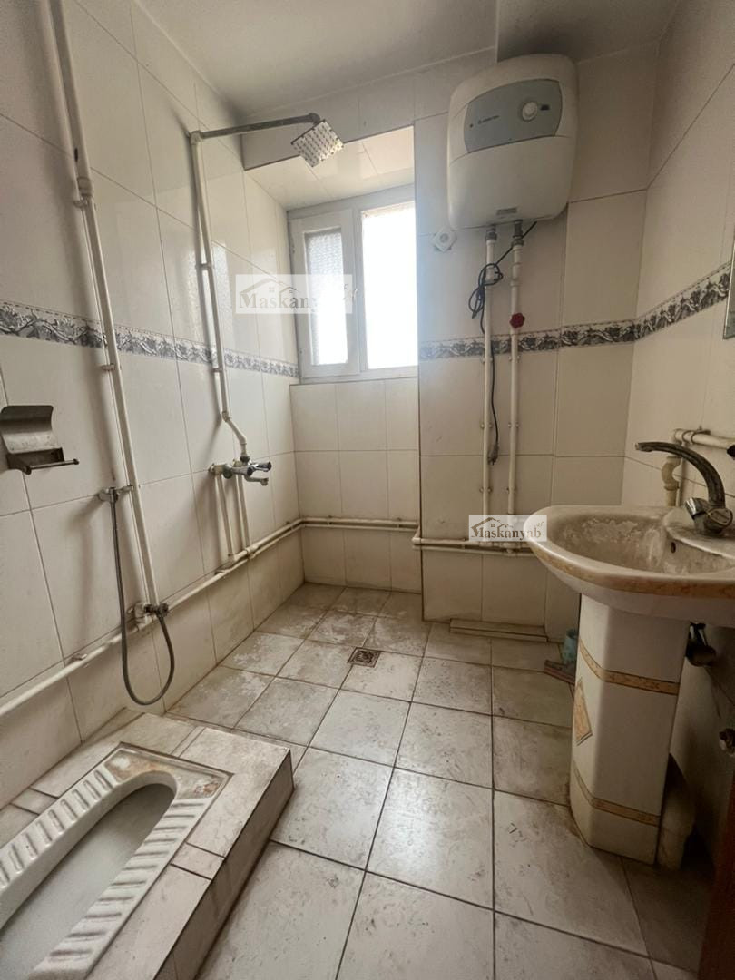 Five-room house for rent in Taimani