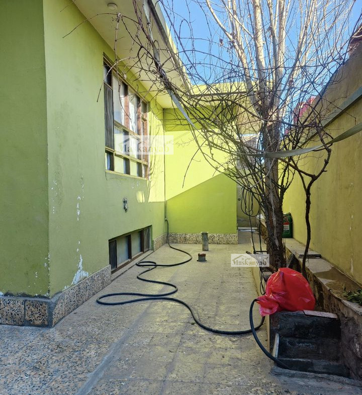 Five-room house for sale next to the Hawza 7