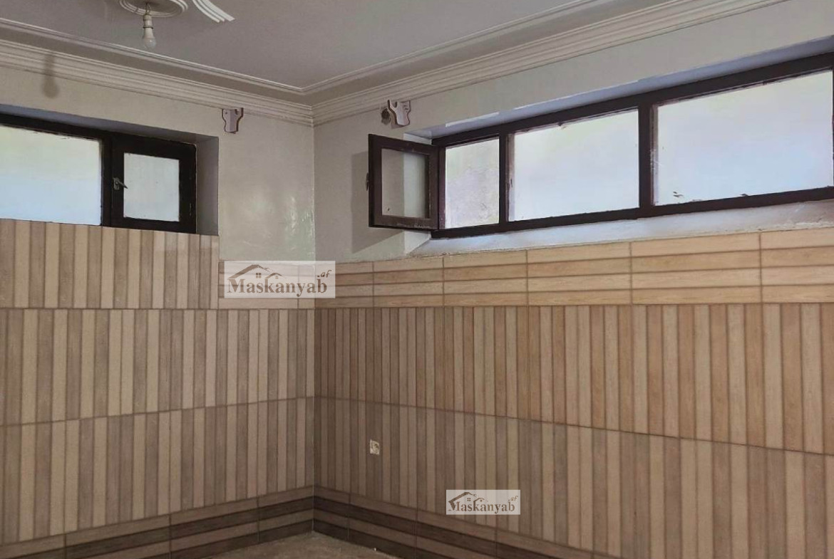 Five-room house for sale next to the Hawza 7