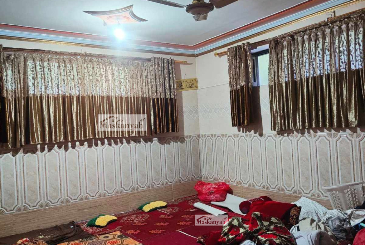 Five-room house for sale next to the Hawza 7