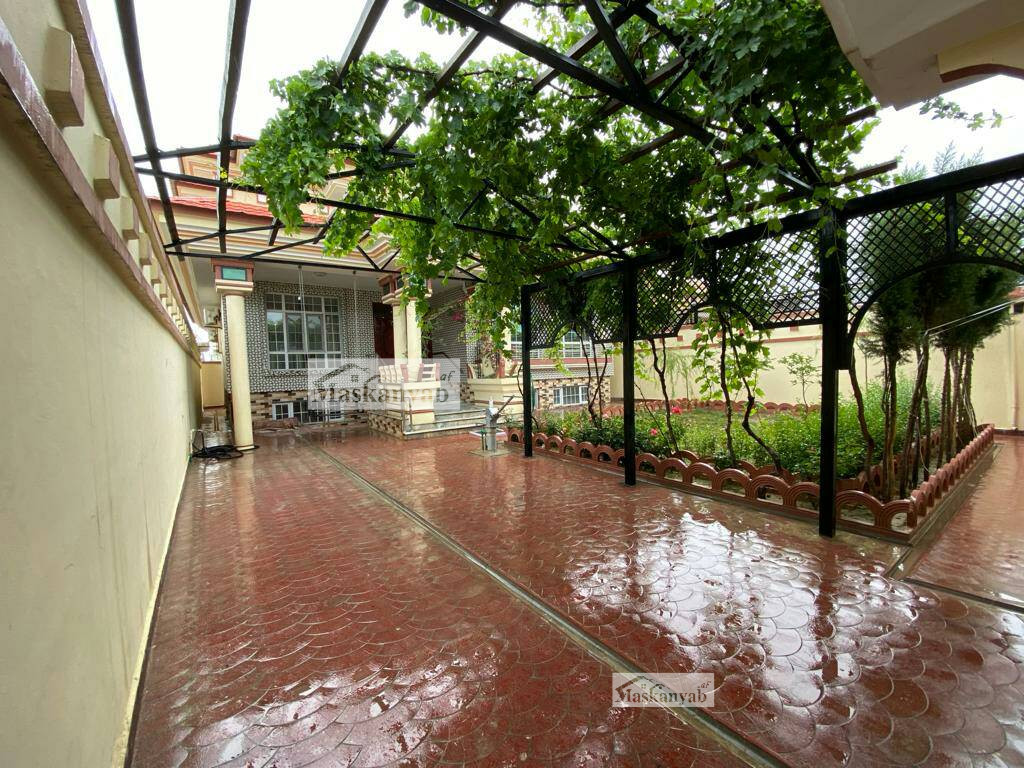 Four-floor house for sale in Mazar-e Sharif