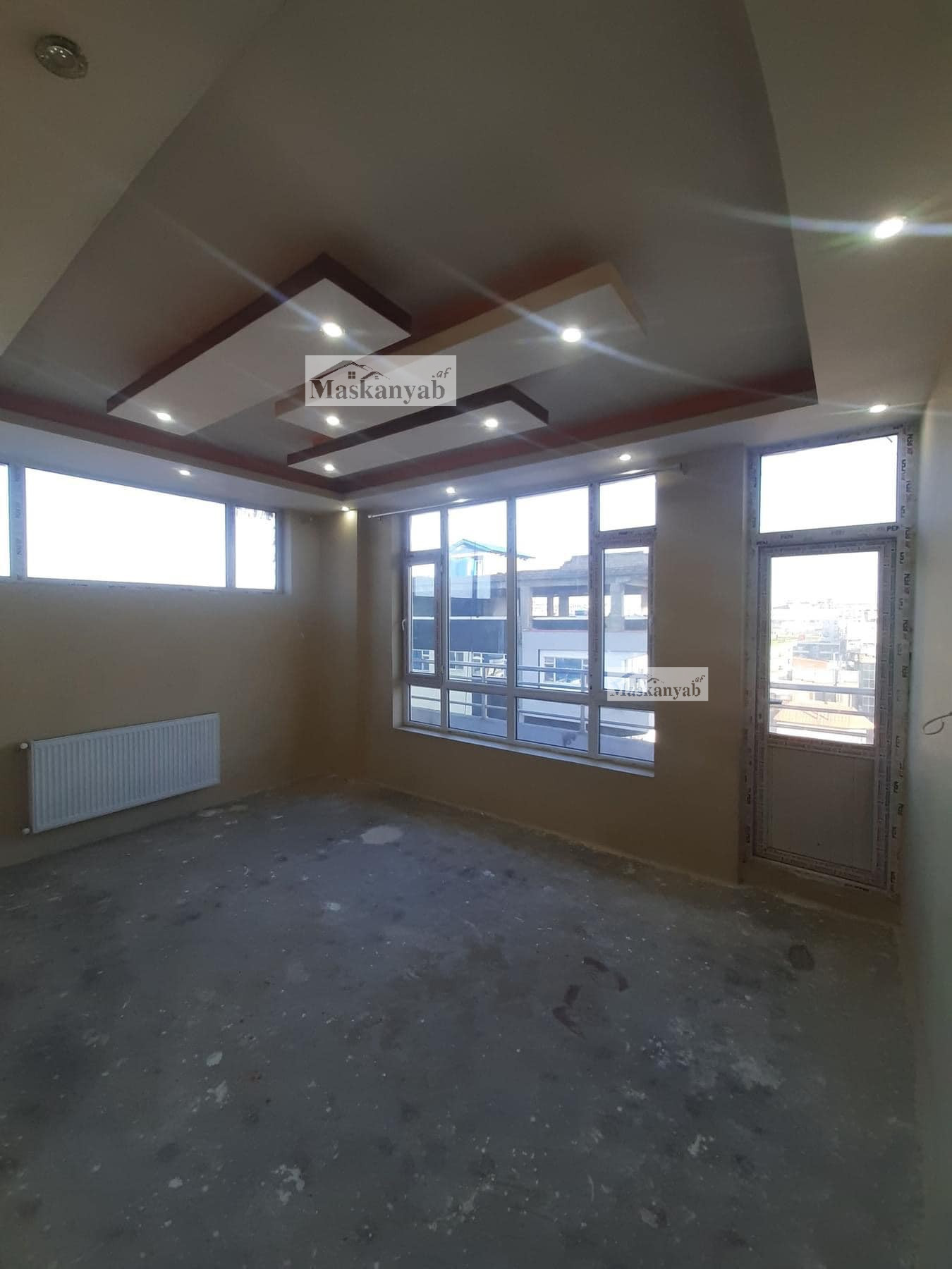 Four-room apartment for rent in Taimani
