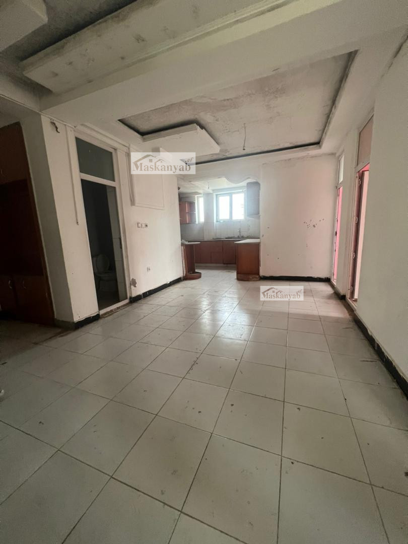 Four-room apartment for rent on 4th Street in Taimani