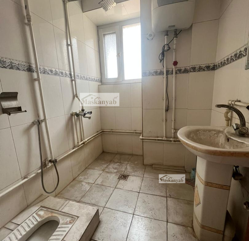 Four-room apartment for rent on 4th Street in Taimani