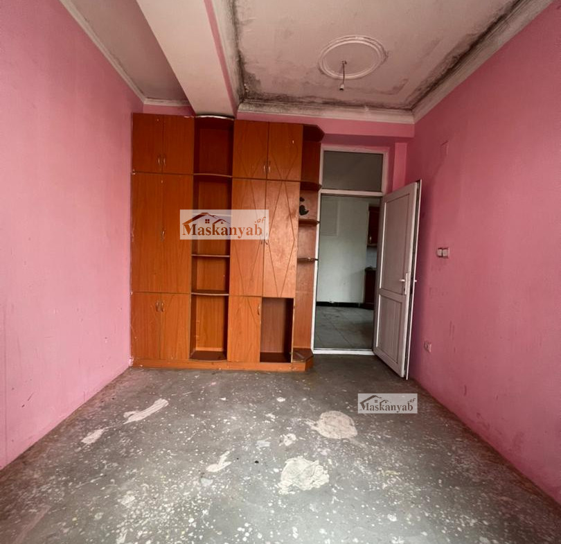 Four-room apartment for rent on 4th Street in Taimani