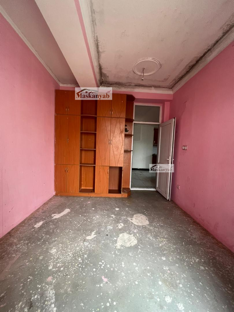 Four-room apartment for rent on 4th Street in Taimani