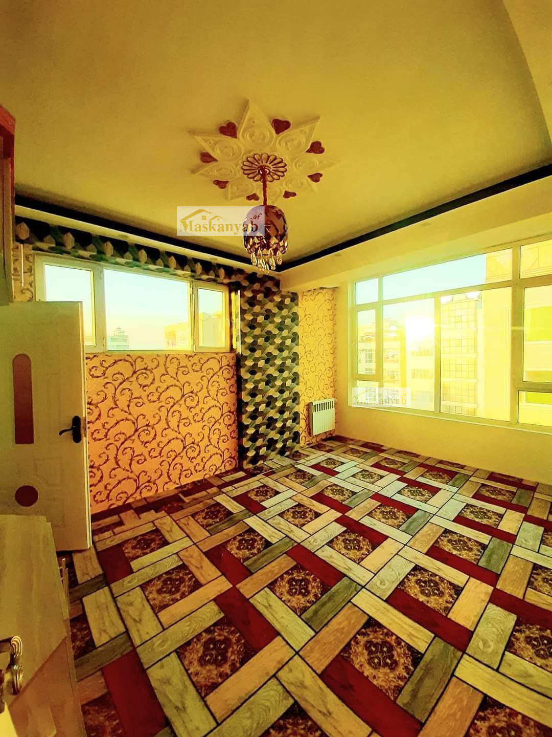 Four-room apartment for sale on 4th Street of Taimani