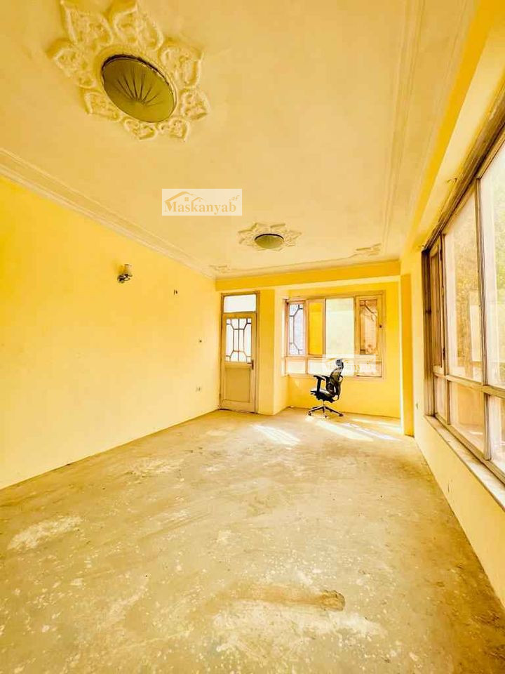 Three-room apartment for rent in Qala-e Khatir