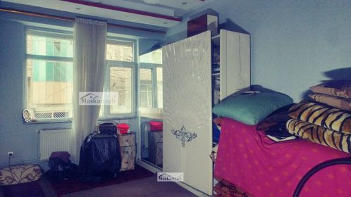 Three-room apartment for sale in Sara-e Shamali