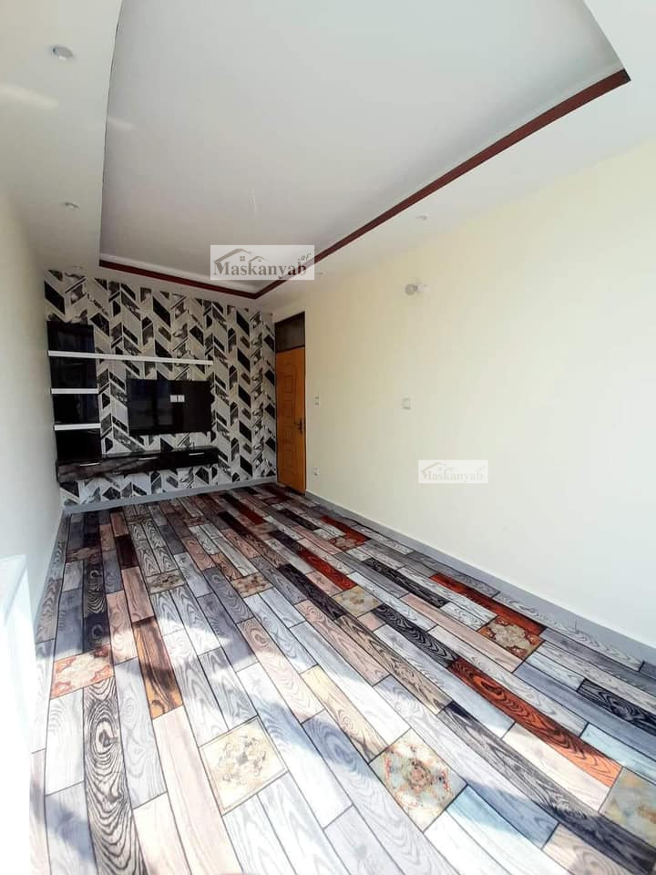 Three-room apartment for sale in Taimani