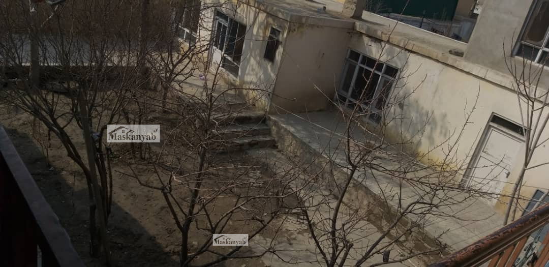 10 rooms house for rent in Shaheed Hangara Square