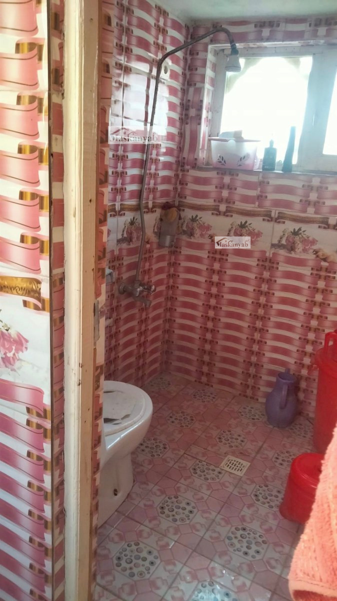 Eight-room house for mortgage in Karte New