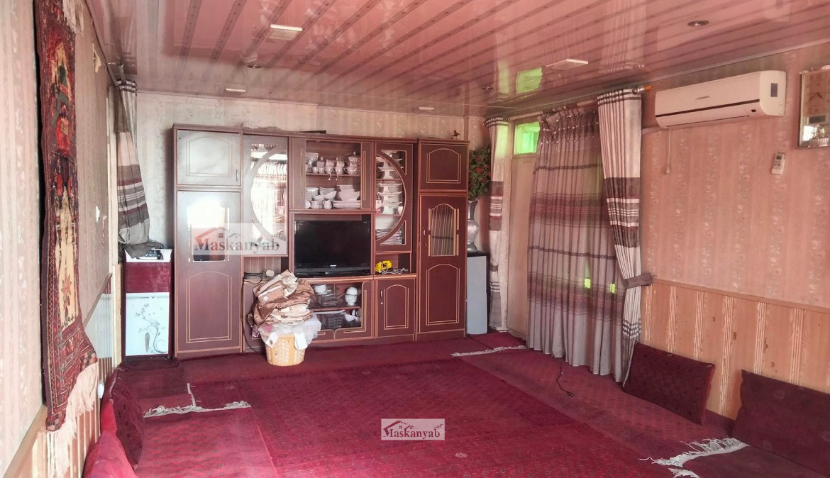 Eight-room house for mortgage in Karte New