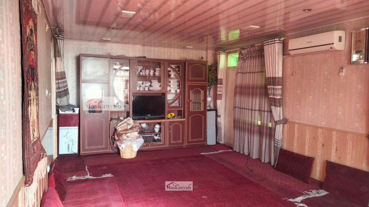 Eight-room house for mortgage in Karte New