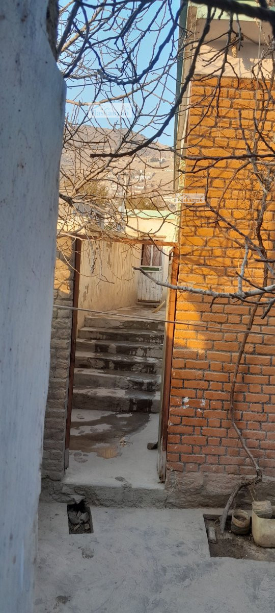 Five-room house for sale in District 15, Kabul