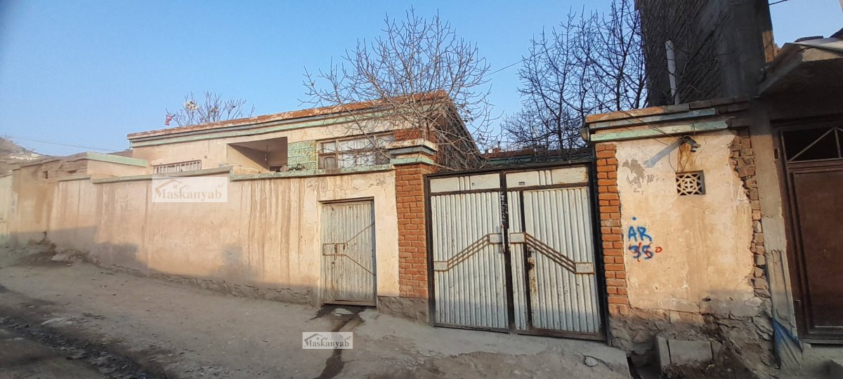 Five-room house for sale in District 15, Kabul