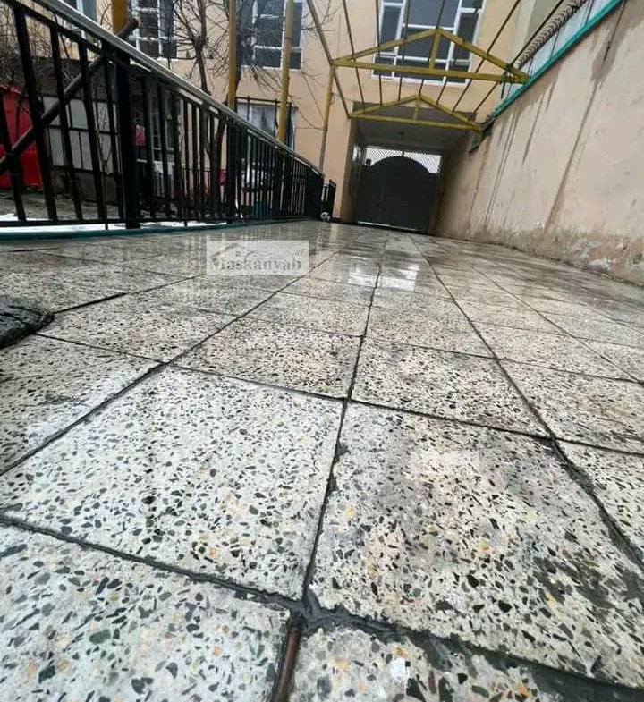 Three-floor house for rent in Qala-e Fatihullah
