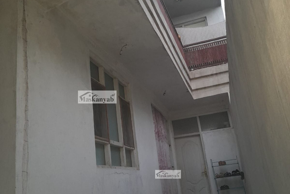 Three-floor house for sale in Chehel Sotun, Kabul