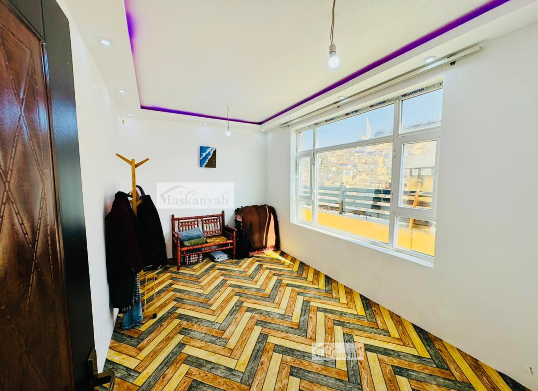 Three-room apartment for a mortgage in Qala-e Mosa